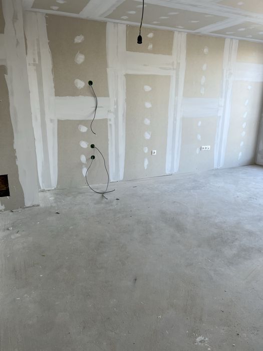 Продавам 2 стаен апартамент