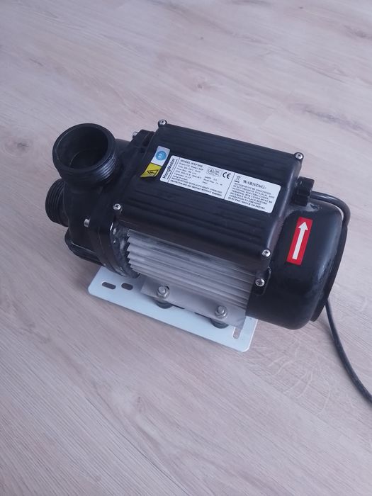 Продам насос недорого