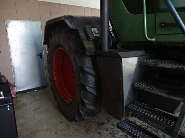Dezmembrez Tractor Fendt Xylon 524