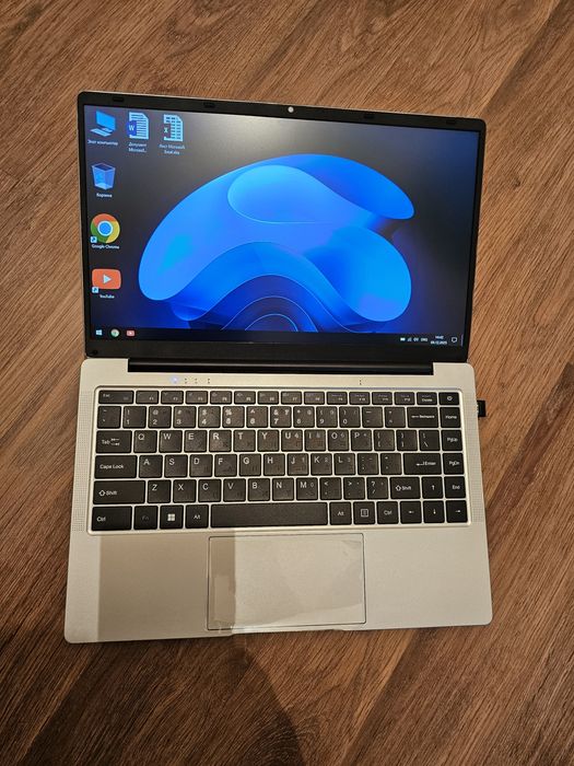 HYDRA мини лэптоп для работы идеален