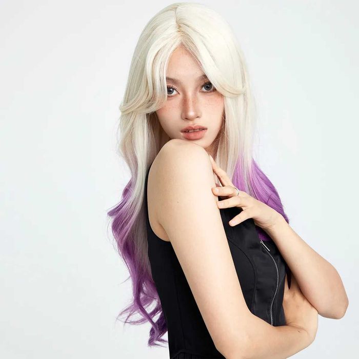 Синтетична руса перука с лилави краища