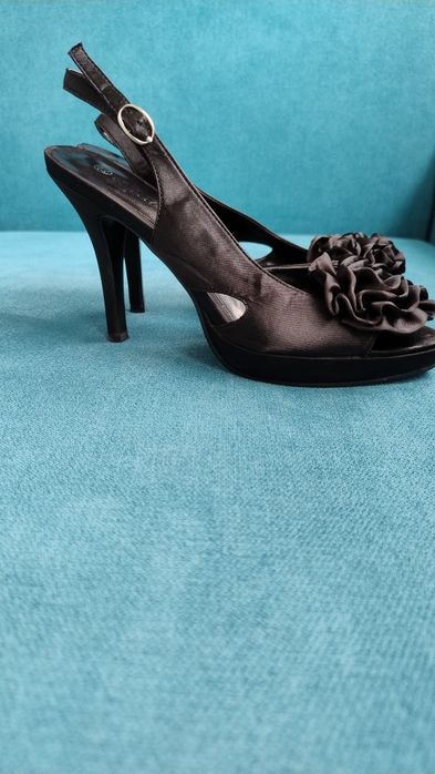 Sandale negre elegante 38