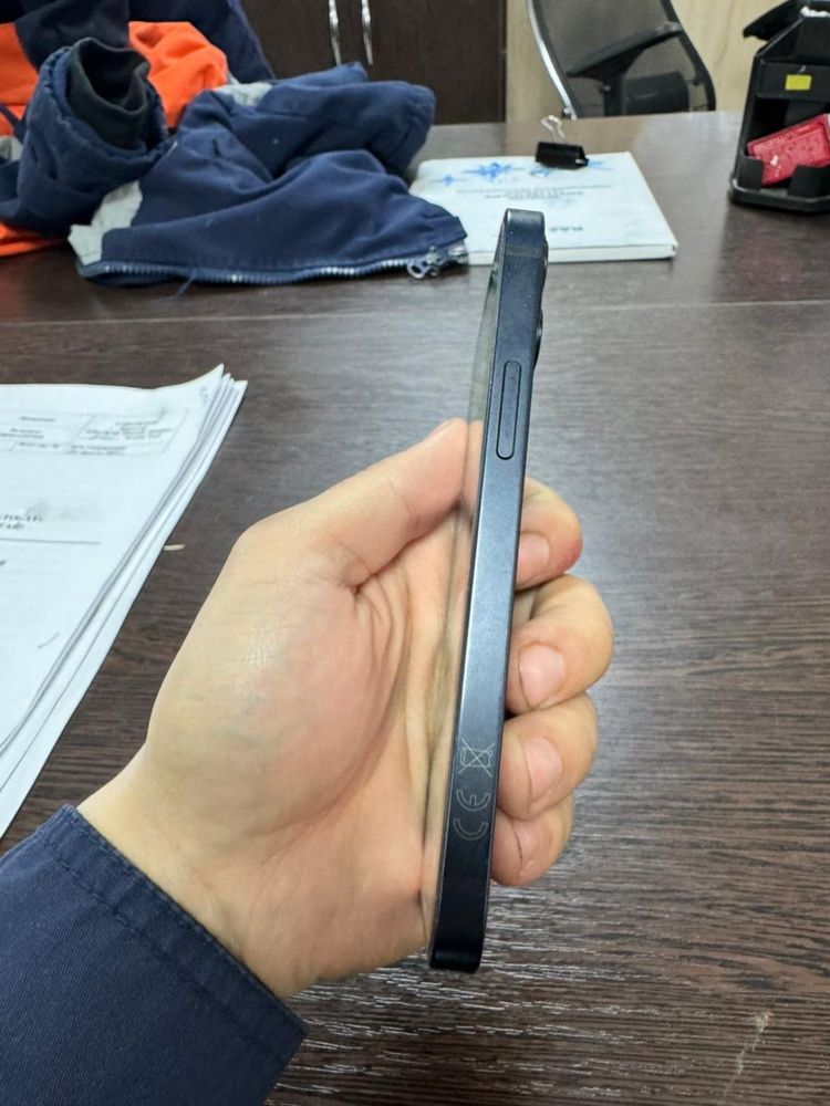 Iphone 12 mini в отличном состоянии