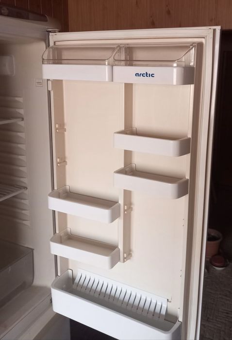 Combina frigorifica Arctic cu 2 motoare