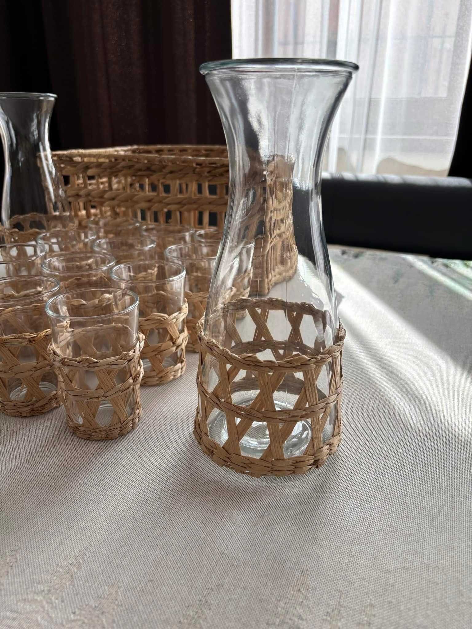 Нов стъклен сервиз чаши, гарафи и кош
