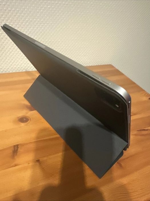 Apple iPad Pro 6. Gen 256GB, Wi-Fi, 12.9 in - Space Gray