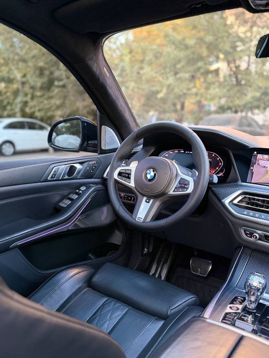 BMW X7 M50i возможно приобрести в рассрочку