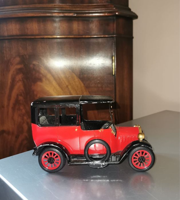 Метална кола Мицубиши 1917г.модел А, Японска рядка находка 15х9х6,5см.