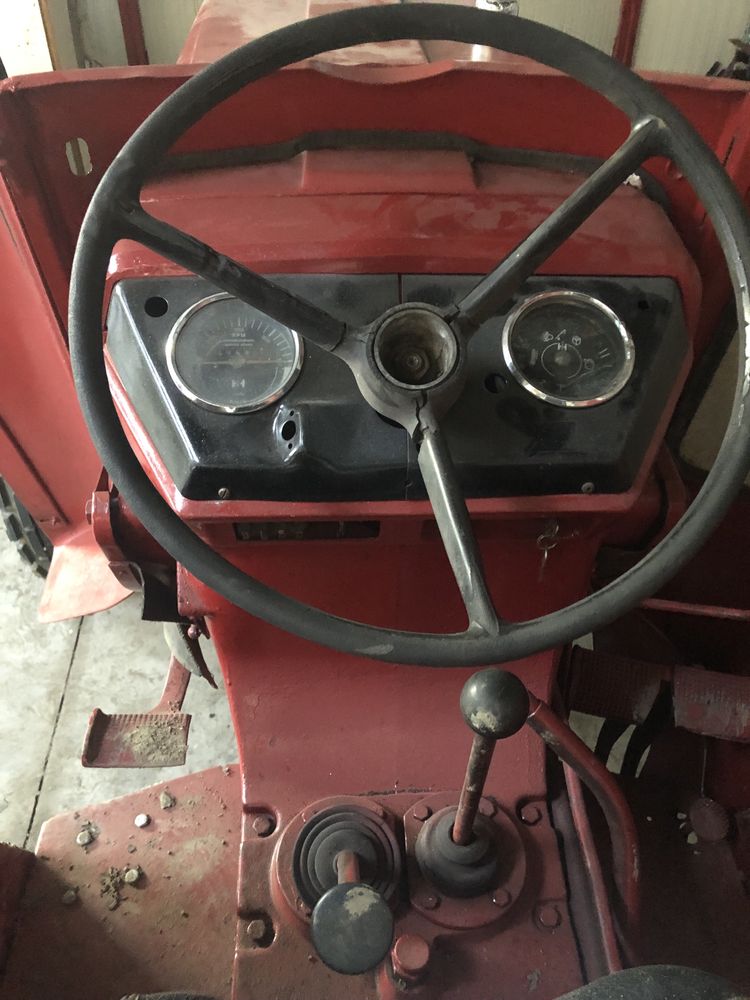 Tractor International 553