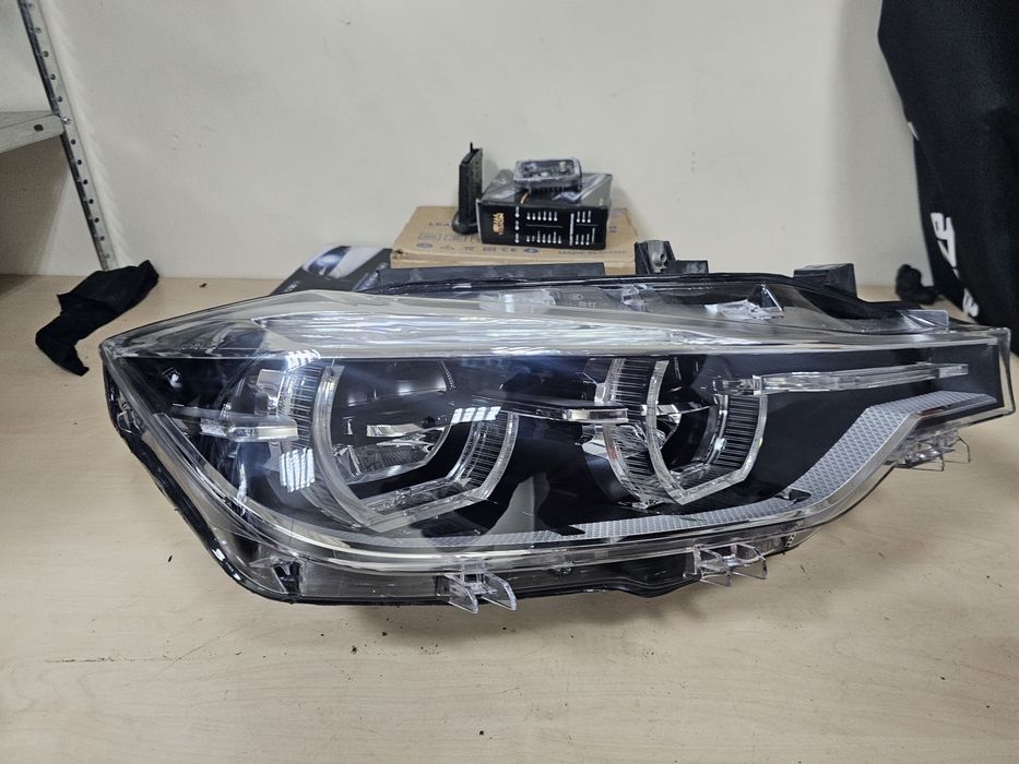 Десен фар BMW F30 Adaptive LED desen far бмв ф30 адаптив лед