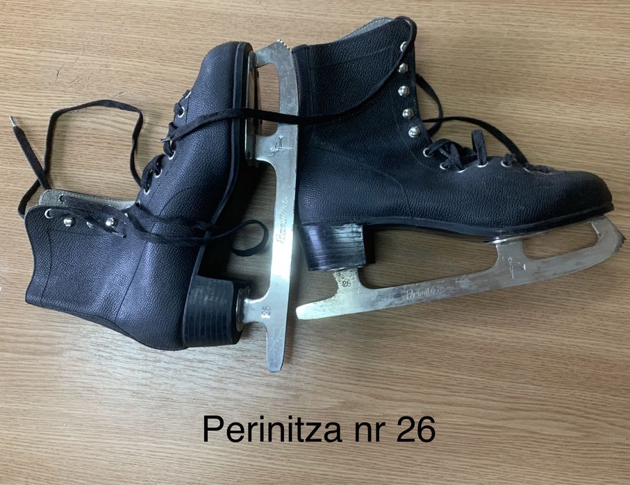 Ghete cu patine, Reghin, nr. 23.5 si Perinitza 26