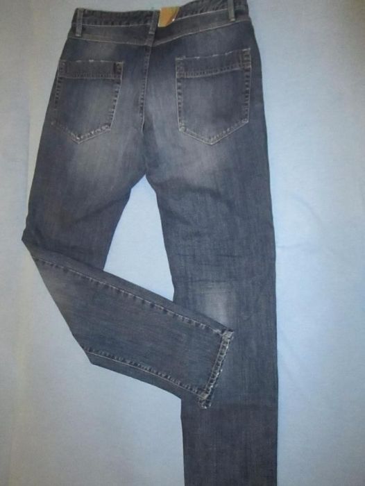 blugi U.C. of Benetton, m 31-32, calitate exceptionala, modele noi