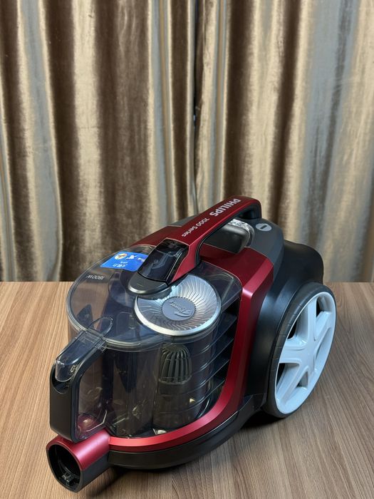 PHILIPS пылесос черный FC9735