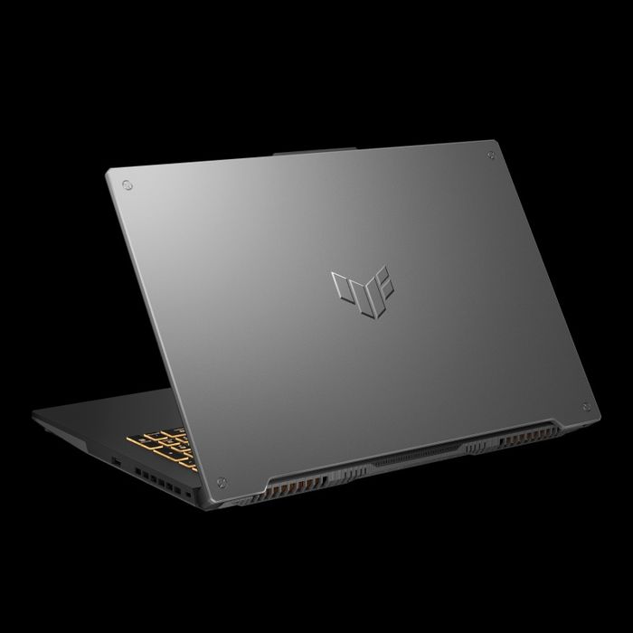 Asus TUF Gaming F17 i7-13620H / RTX4060