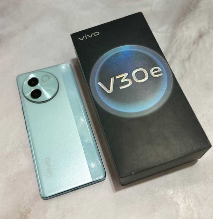 Vivo V30e 8+8/256 snapdragon 6 Gen 1