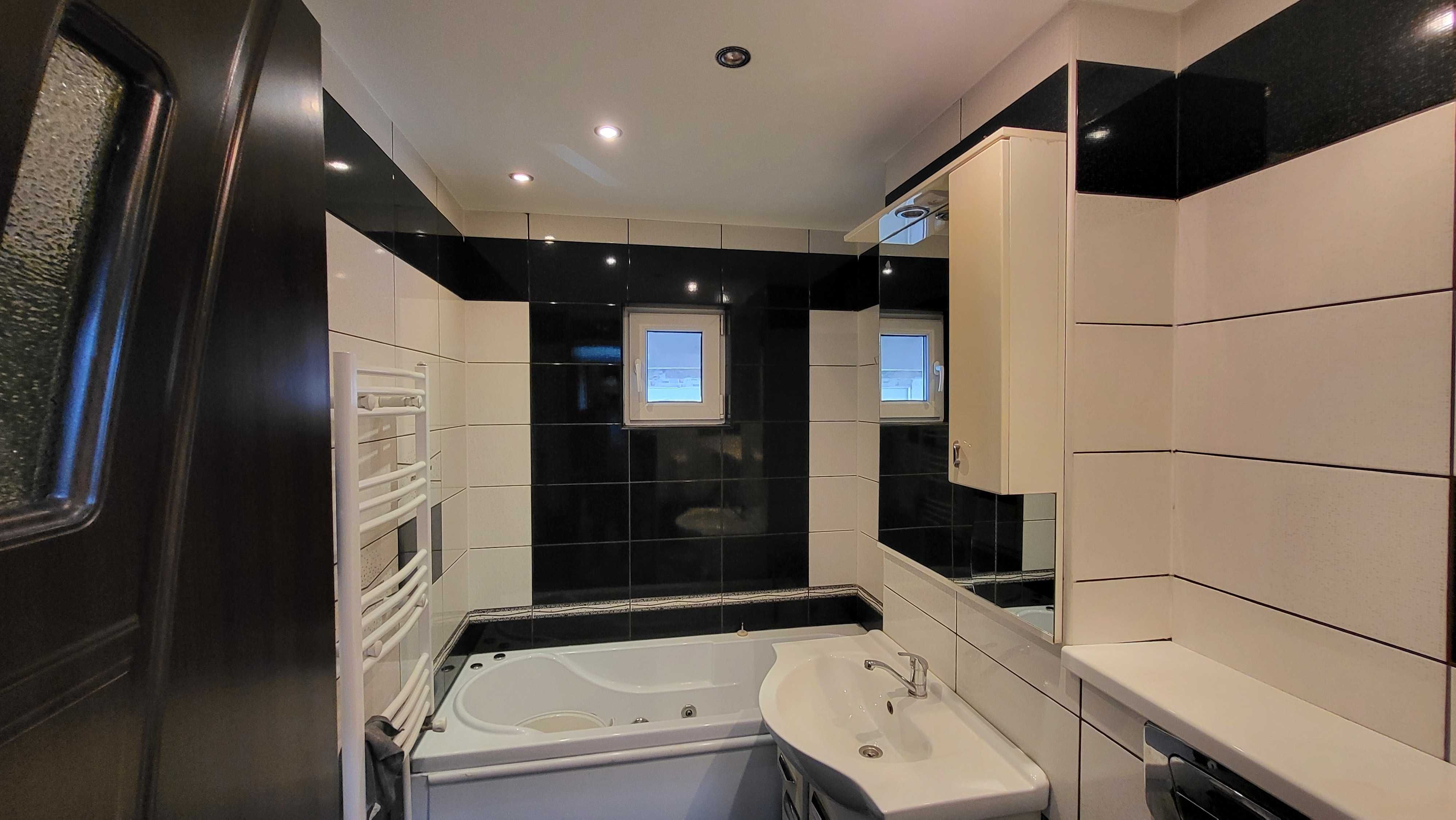 2 Camere DECOMANDAT etaj intermediar CENTRALA PROPRIE Obcini, Suceava