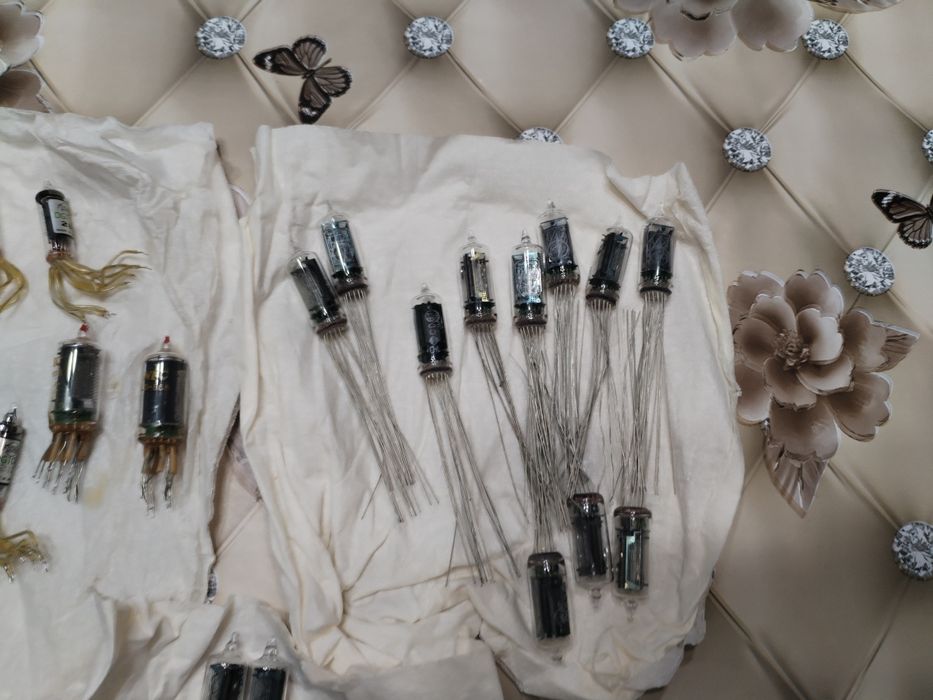 Lampi  pentru construit ceasuri