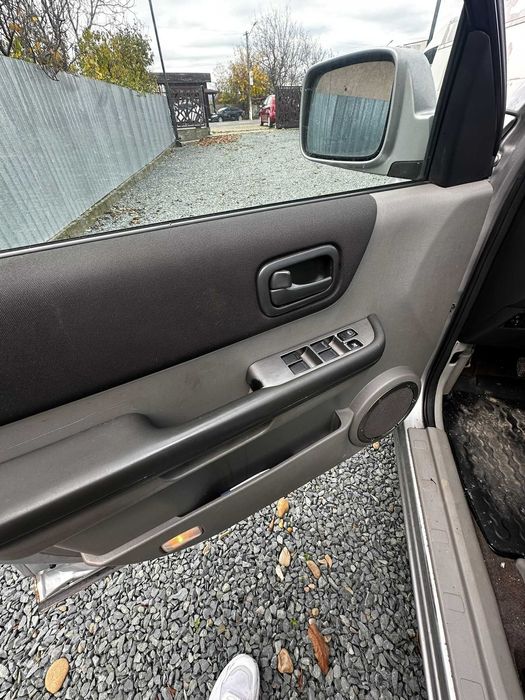 NISSAN X-Trail 2006 2.2dCi 136CP E4 4x4 6 trepte AC Camera recent adus