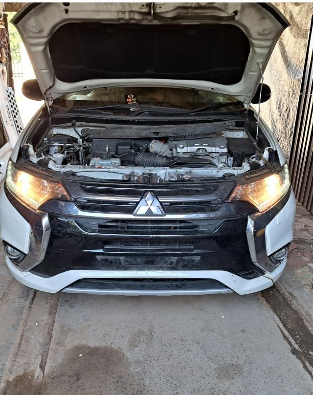Piese dezmembrare outlander hibrid 2014-2021, separat 2,0benzina,clea