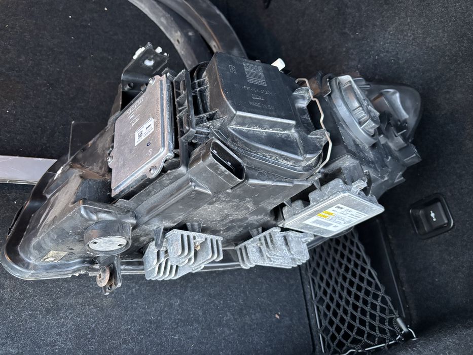 Фар BMW X1 E84 face led