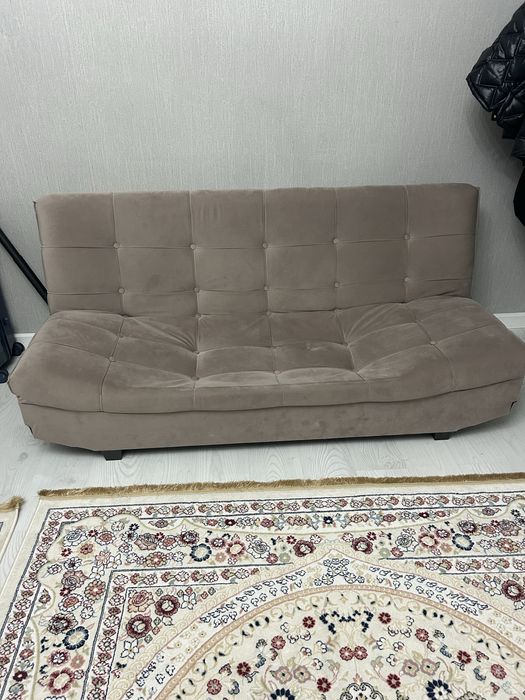 Диван, кресло.