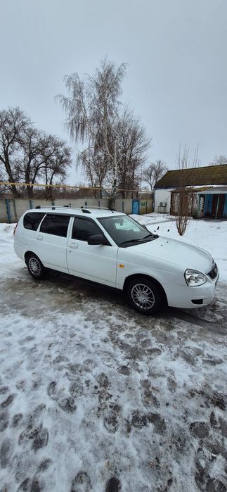 Приора 2 год выпуска 2013 год. Автозапуск. Кондиционер.  Подогрев зерк