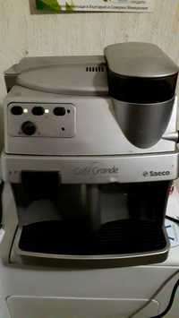 Кафе машина автомат SAECO докарана от Германия работи