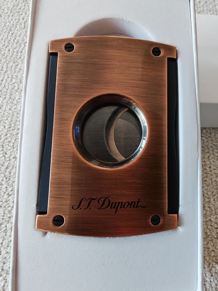 Луксозна резачка за пури S.T.Dupont!