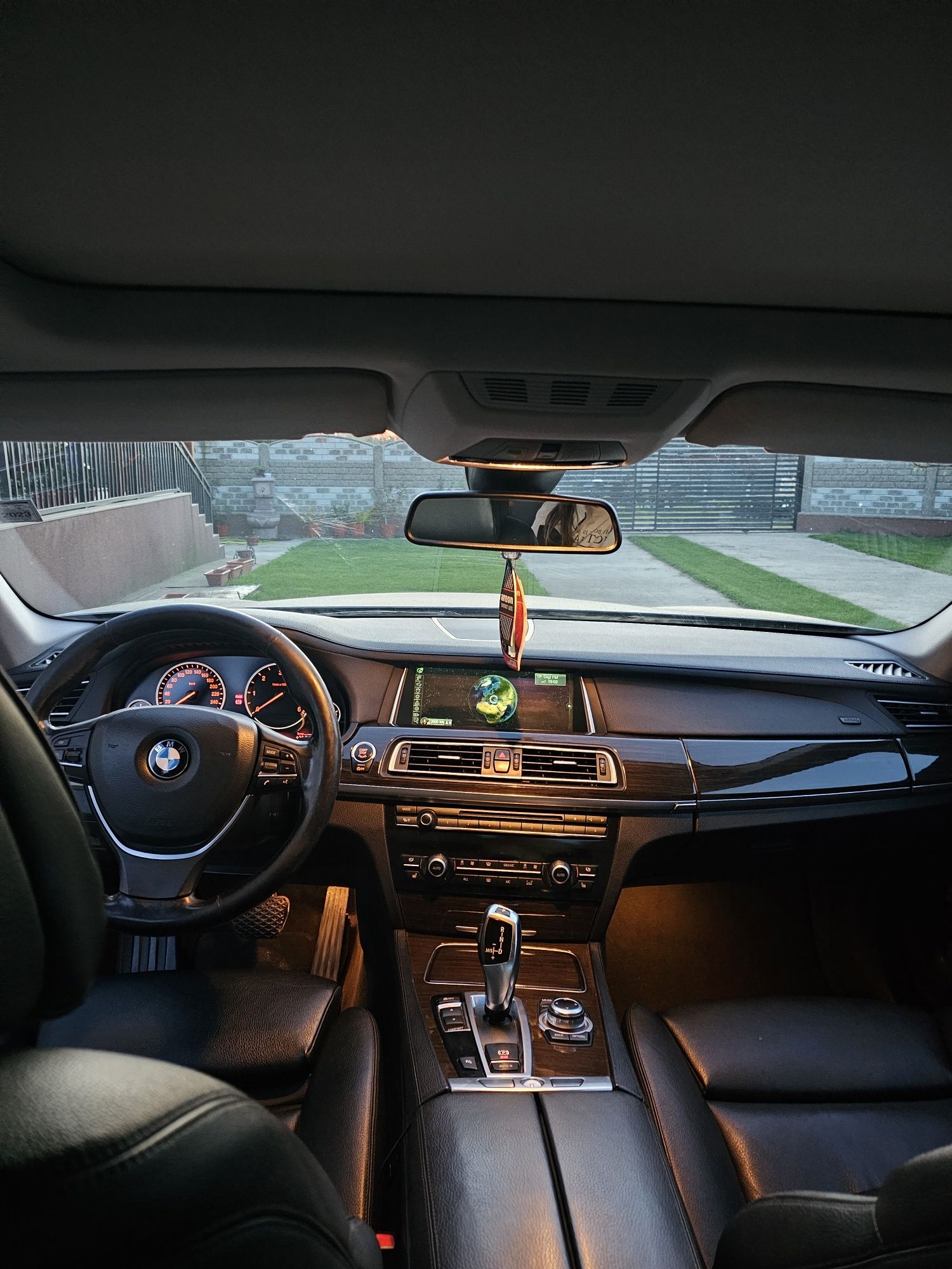 BMW Seria 7 2013