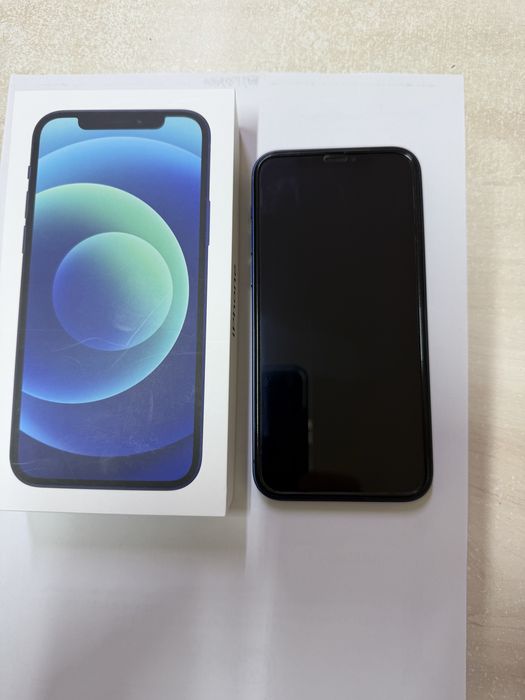 iPhone 12 б/у в отличном состоянии .