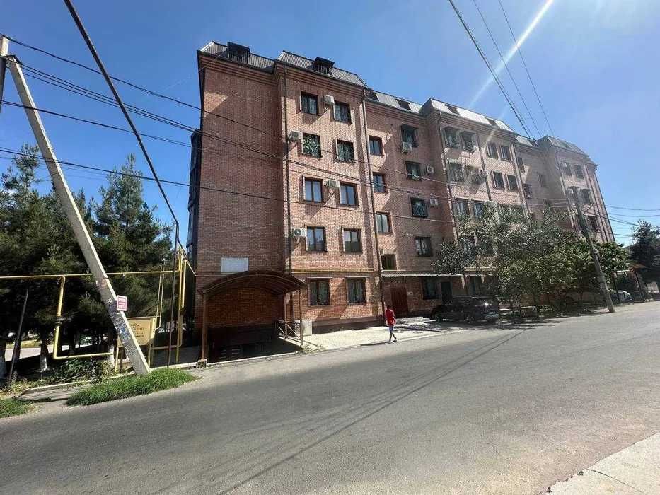 Office arenda Shayxontoxur цокиль