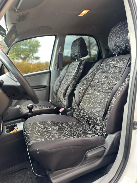 Suzuki SX4, alb, 95.000 km