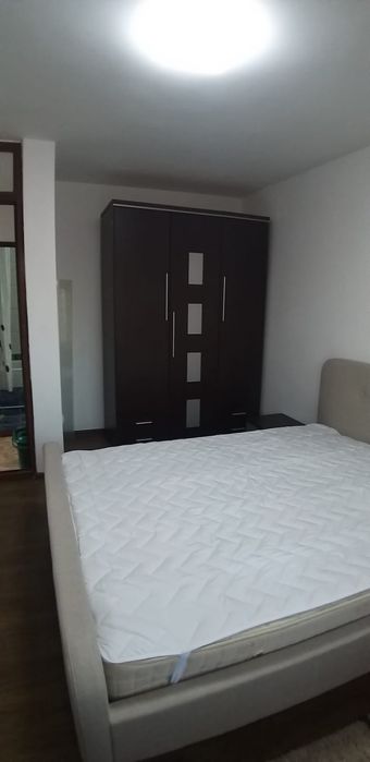 Inchiriez apartament 2 camere Targoviste micro 4