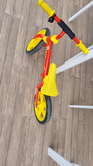 Bicicleta echilibru