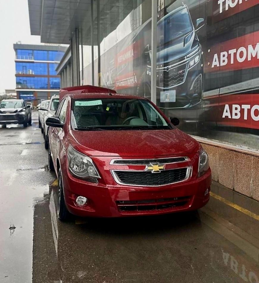 **Cobalt midnight 2025 vishnoviy rang.