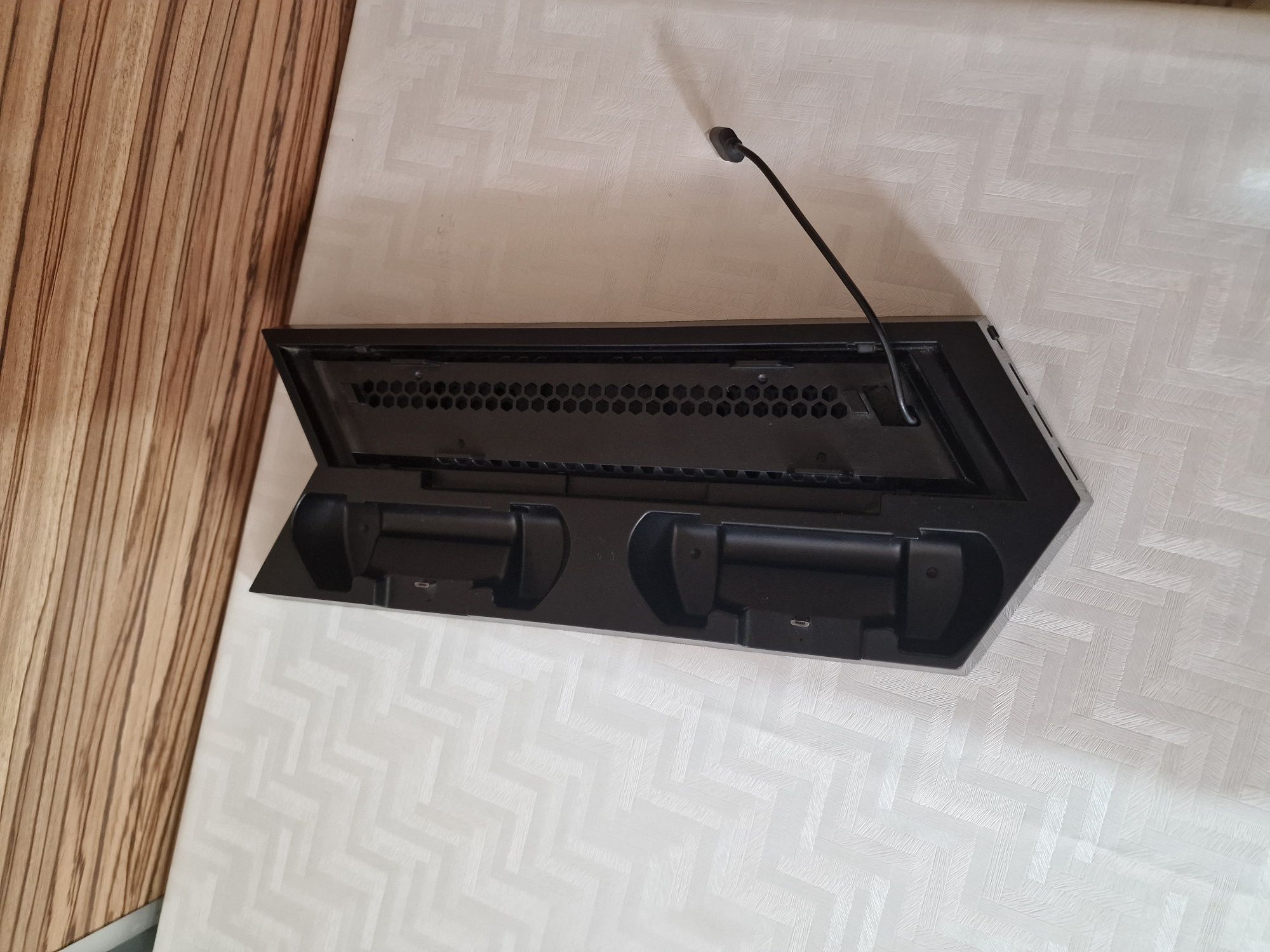 Stand Cooler Vertical Multifunctional PS4 Slim