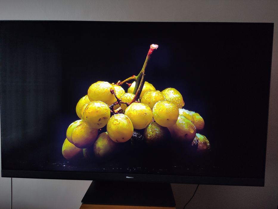 Телевизор Hisense U8HQ 55 инча MiniLED 120hz