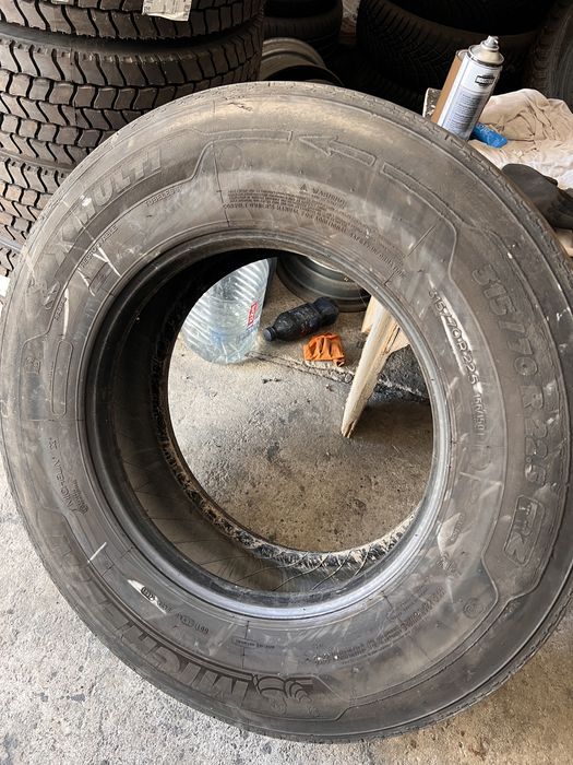 2 anvelope camion 315/70/22.5 , Hankook / Michelin !