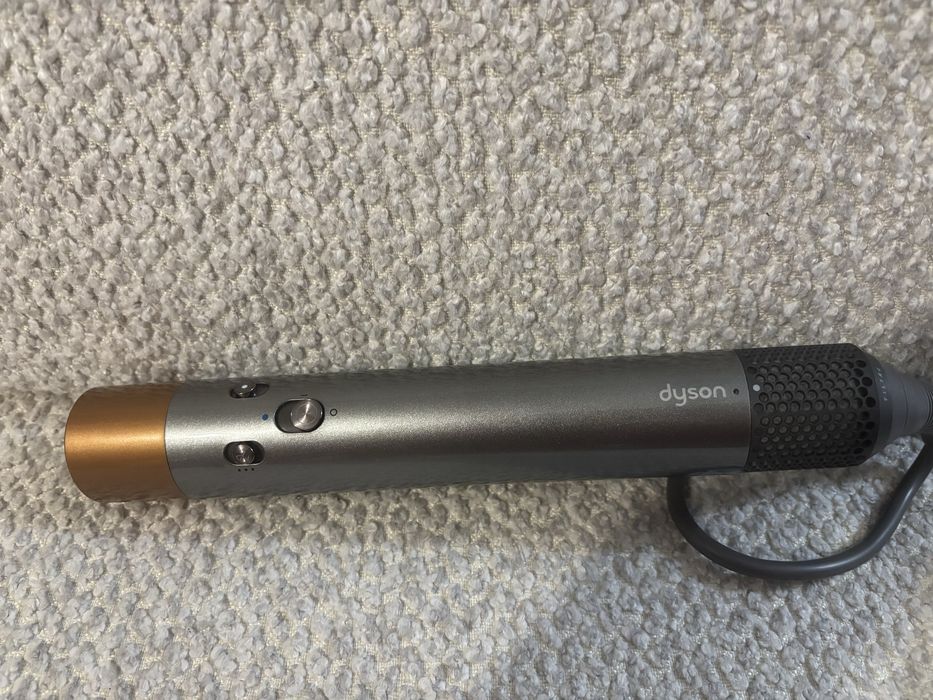 Dyson Arwap multi-styler
