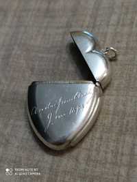 Сребърно сърце от 1894г на J. C. Vickery