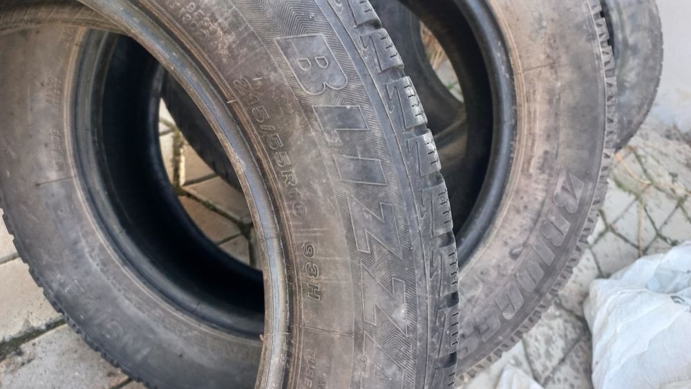 Продам резину   в хорошем состоянии