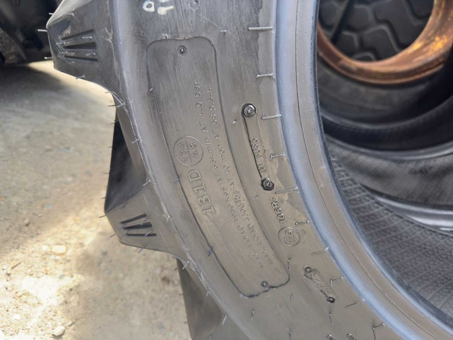 Cauciucuri 280/85R24(11.2R24) Gri radiale noi pentru tractor fata