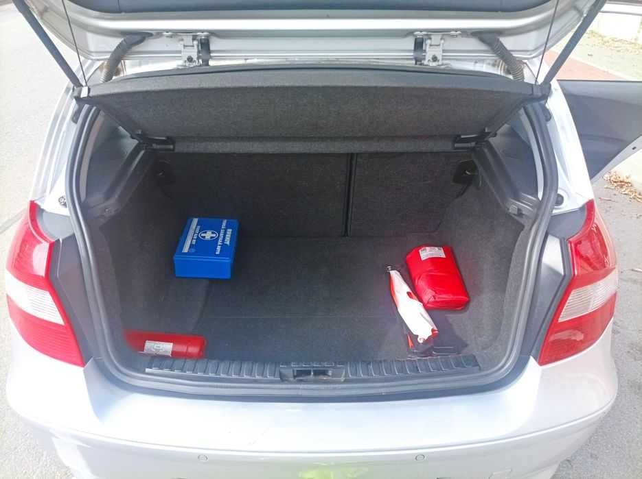 Vând mașina personală