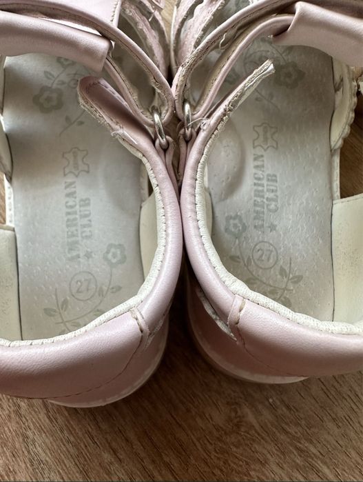 Sandale fete, 17cm (marimea 27), brant piele, folosite foarte putin.