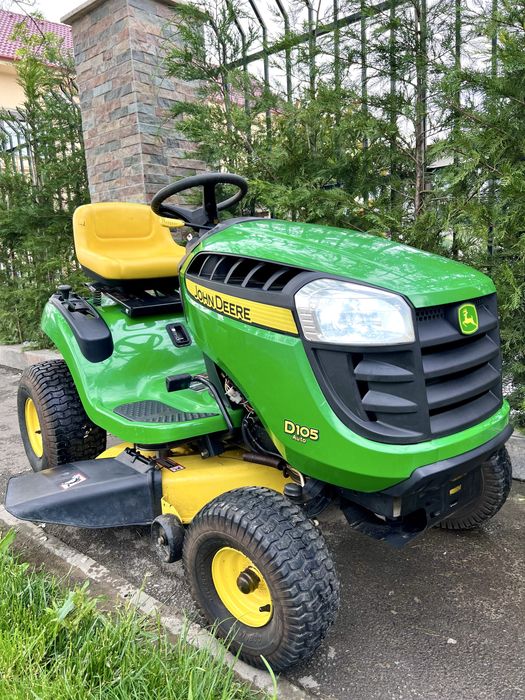 Tractoras de tuns iarba John deere Briggs&Stratton Ohv