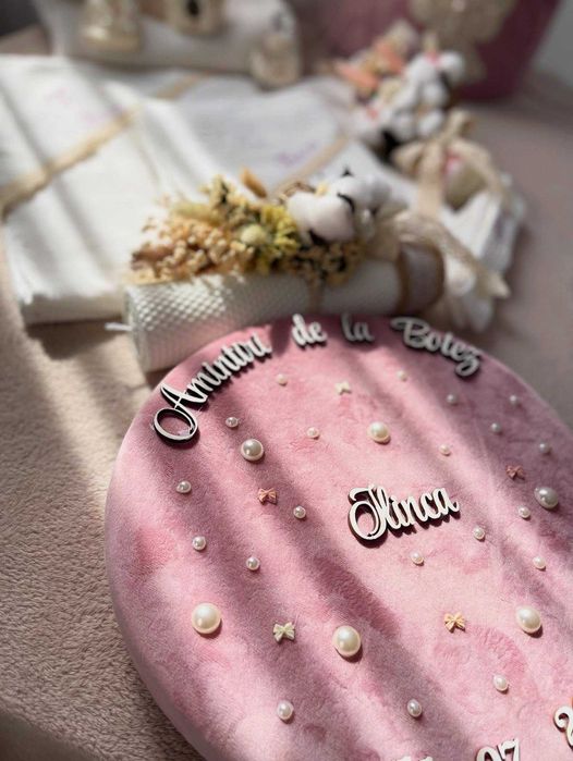 trusou botez/lumanare botez/cutie trusou/cadou babyshower/tavita mot