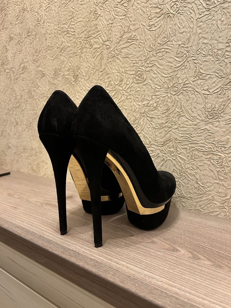 Дамски обувки с ток Le Silla Shoes