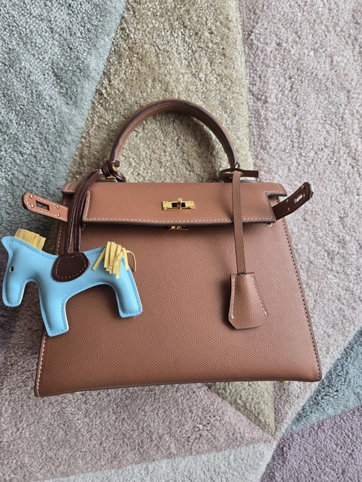 Чанта в кафяво Hermes kelly