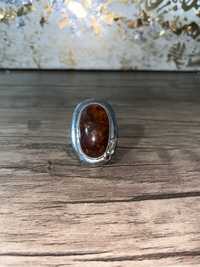 Продается кольцо серебро Янтарь камень