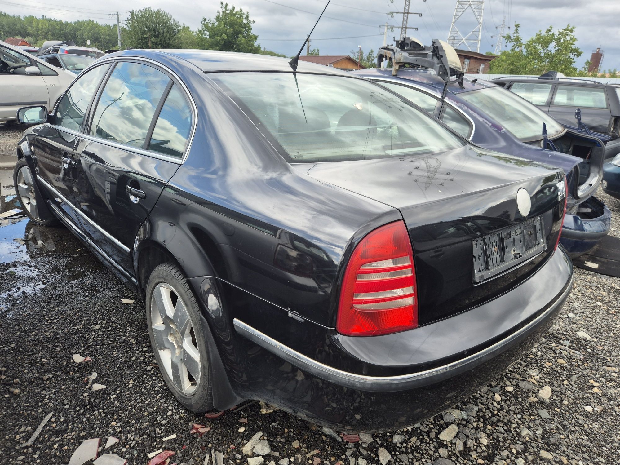 Dezmembrez Skoda Superb 2002 2.8 V6 Benzina Automata